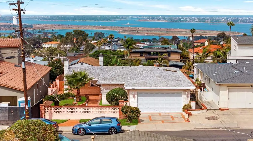 2820 Grandview, San Diego, CA 92110 - #1