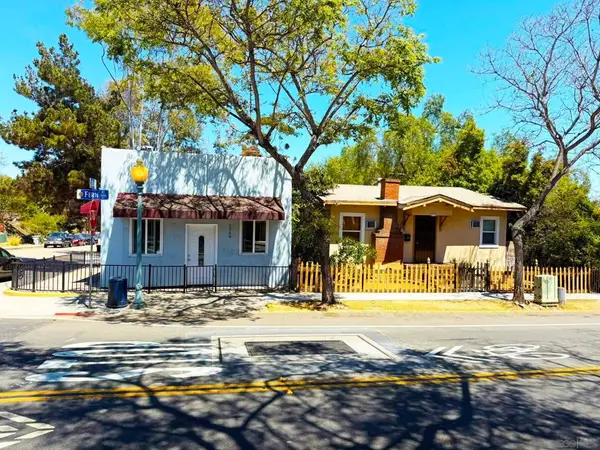 1747 1749 Fern, San Diego, CA 92102