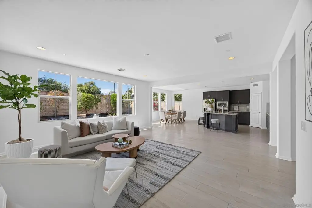 13516 Peach Tree Way, San Diego, CA 92130 - #1
