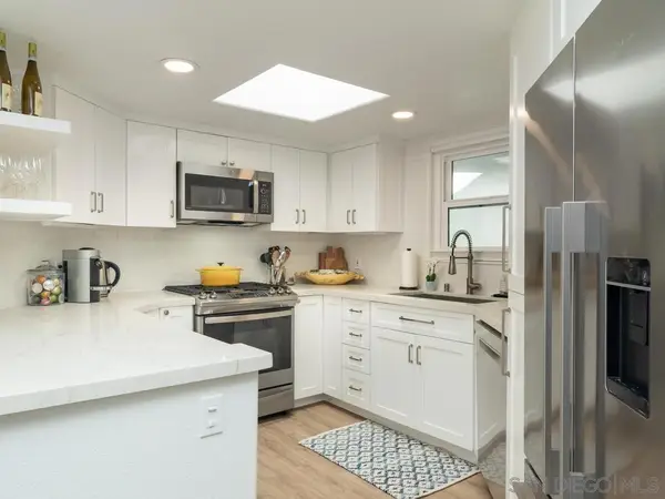 422 Rosecrans St #7, San Diego, CA 92106