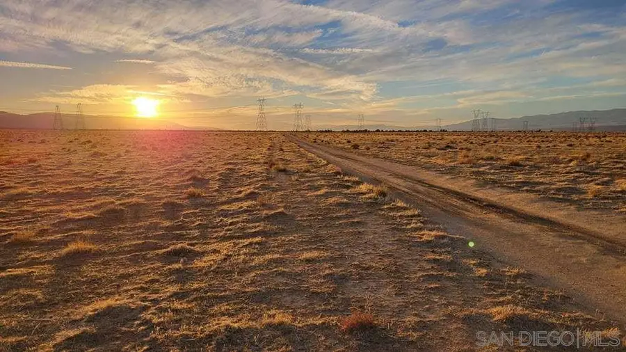 49677 W 140th, Lancaster, CA 93536 - #3