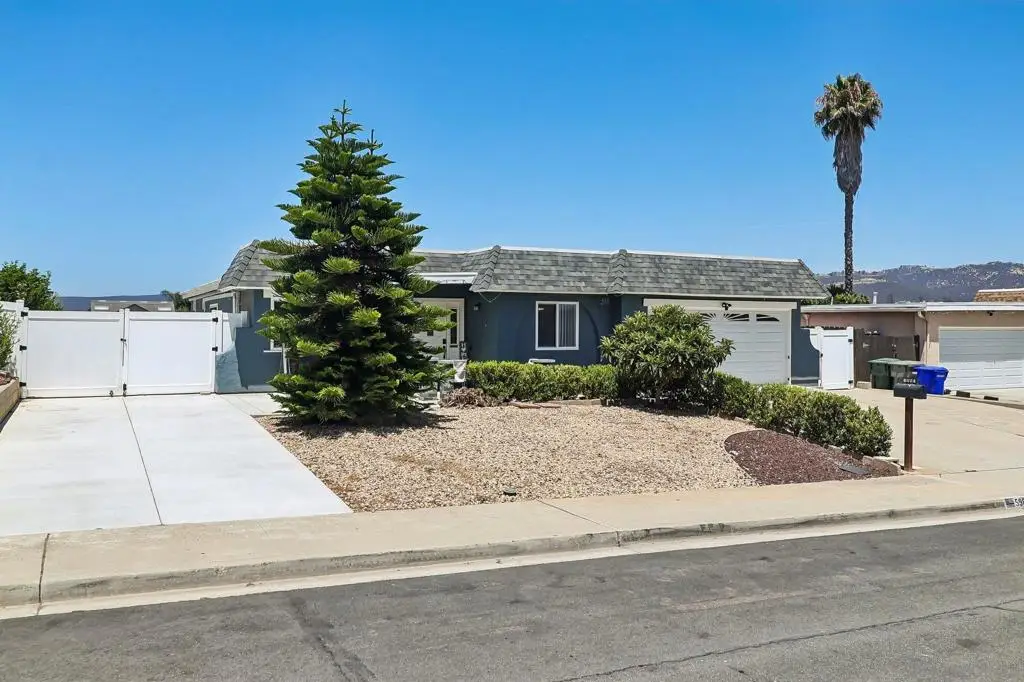 598 Tam O Shanter Dr, San Marcos, CA 92069 - #1