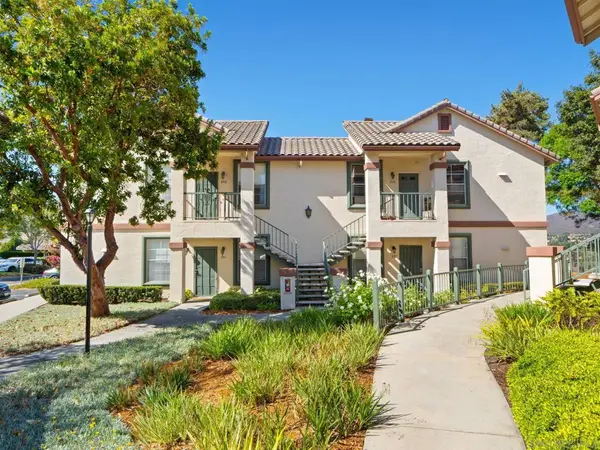 10830 Sabre Hill #202, San Diego, CA 92128