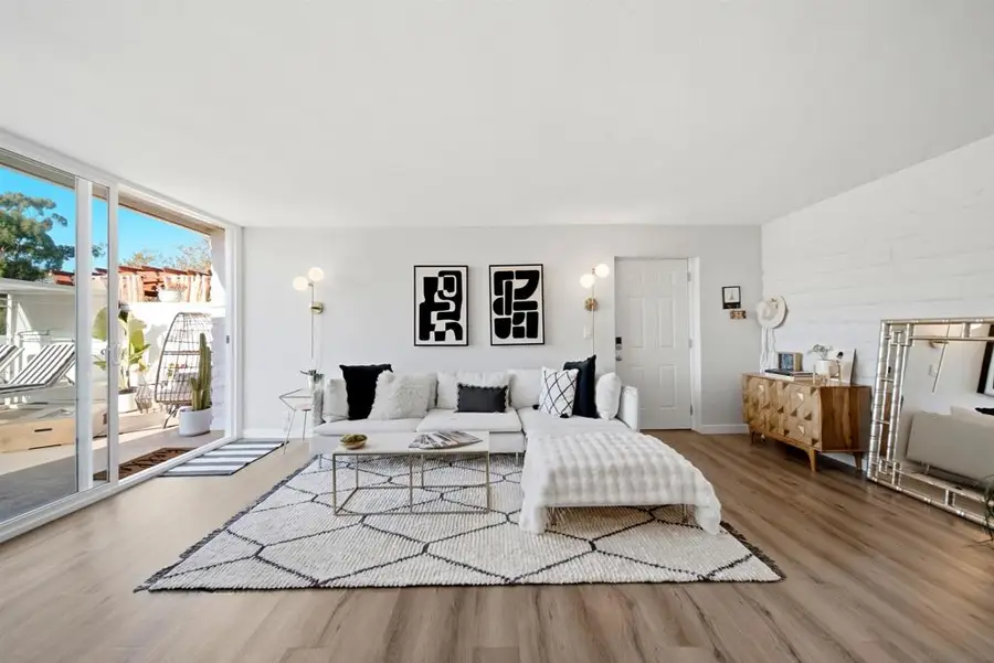 2544 Navarra Dr #12 #12, Carlsbad, CA 92009 - #3