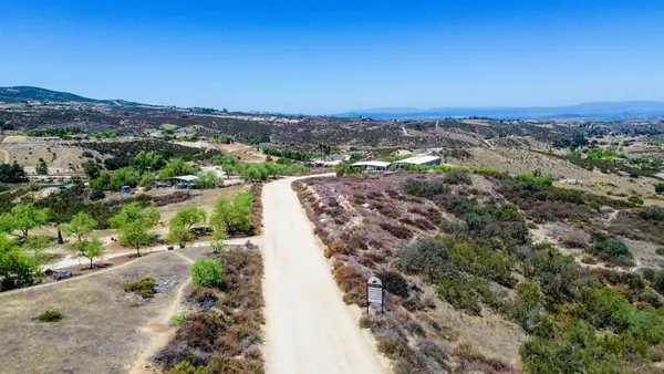 17 Calle Segovia, Temecula, CA 92592