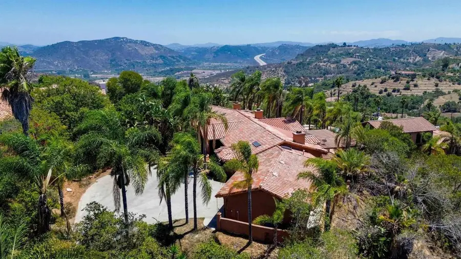 2369 Vern Drive, Fallbrook, CA 92028 - #2