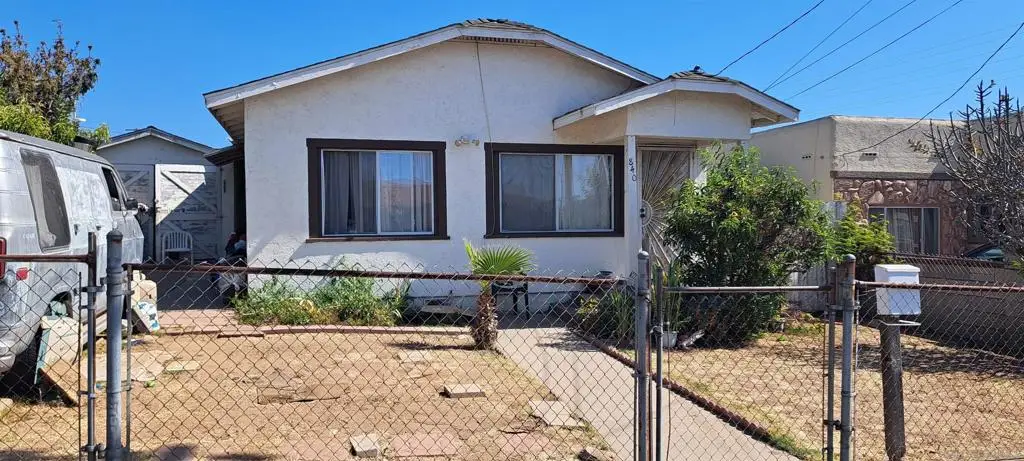 840 E 16th St, National City, CA 91950 - #1