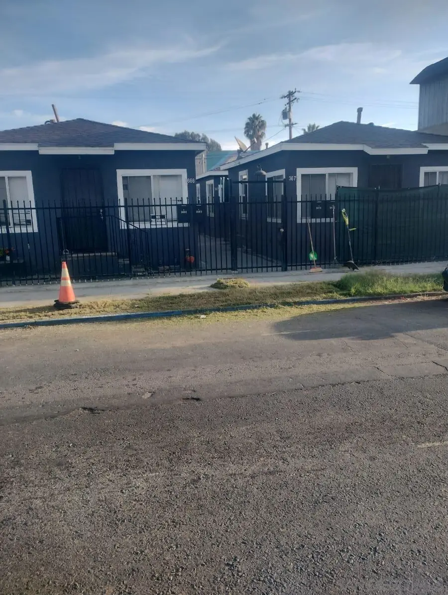 3666 72 Main, San Diego, CA 92113 - #2