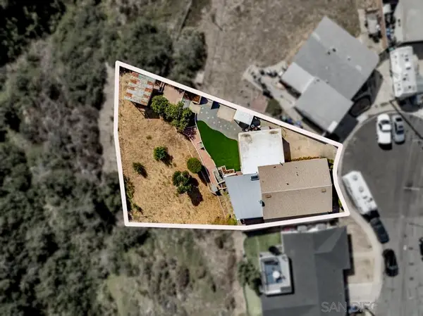 3857 Cody Street, San Diego, CA 92117