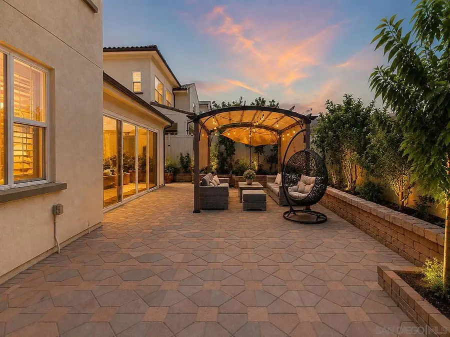 9057 W Bluff Place, Santee, CA 92071 - #3