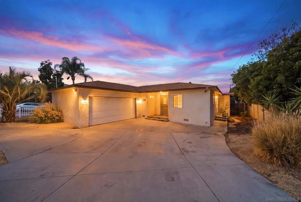 8852 Railroad Ave, Santee, CA 92071 - #1