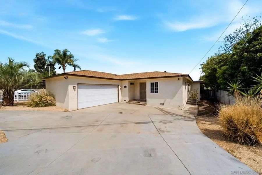 8852 Railroad Ave, Santee, CA 92071 - #2