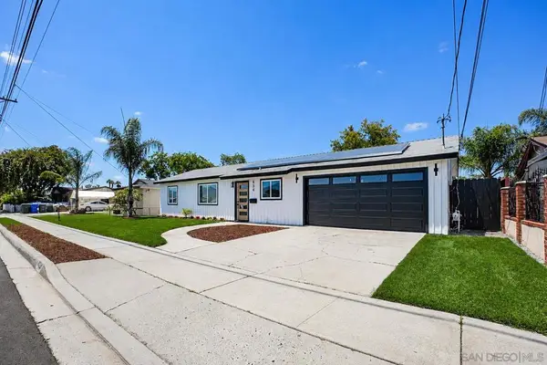 834 Elkelton Blvd, Spring Valley, CA 91977