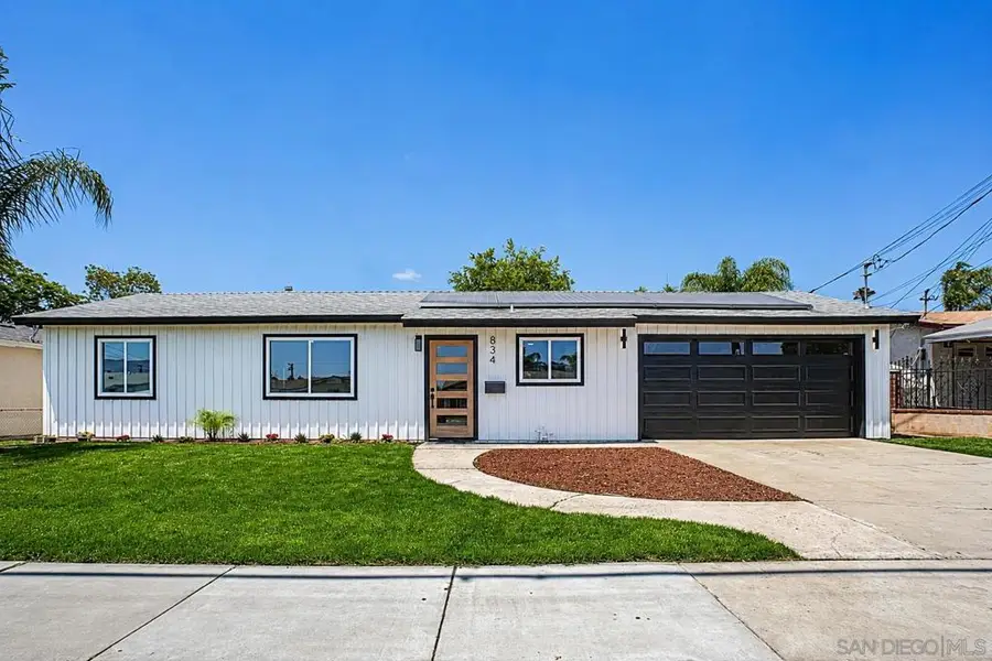 834 Elkelton Blvd, Spring Valley, CA 91977 - #2