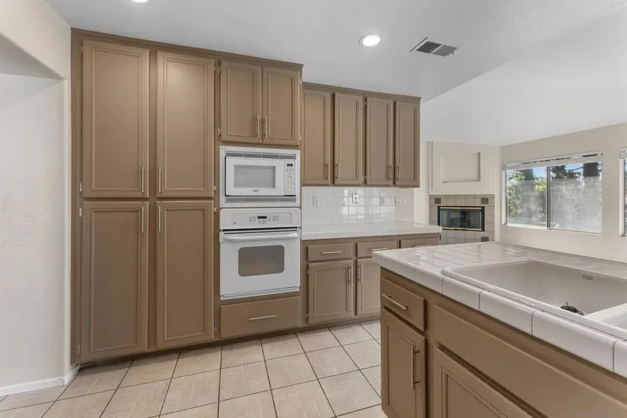 2450 Eastridge Loop, Chula Vista, CA 91915 - #2