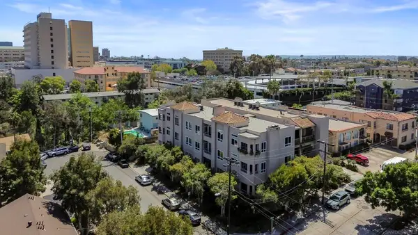 521 Arbor Dr #203, San Diego, CA 92103