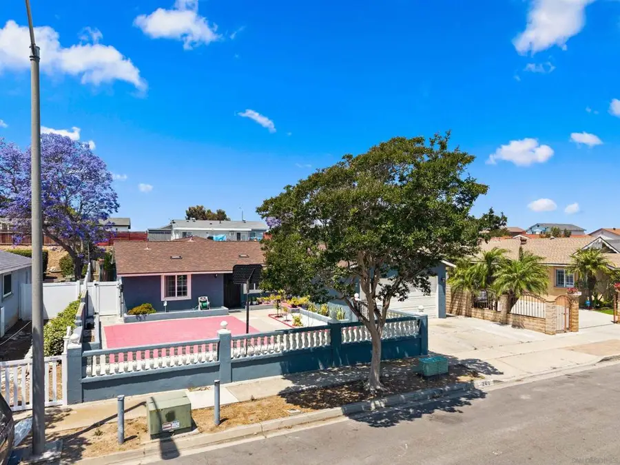 240 Ledgewood Ln, San Diego, CA 92114 - #2