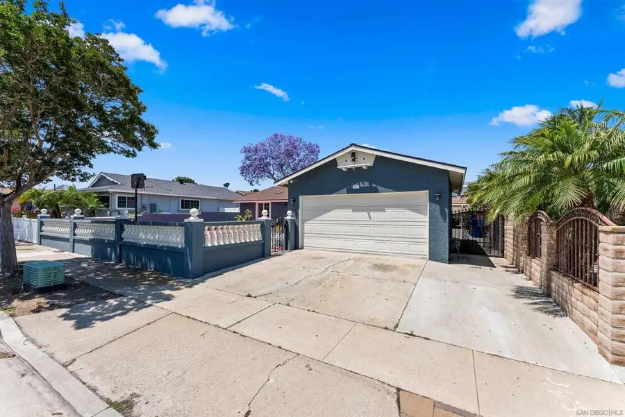 240 Ledgewood Ln, San Diego, CA 92114 - #3