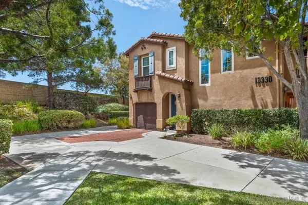 13330 Via Magdalena #6, San Diego, CA 92129