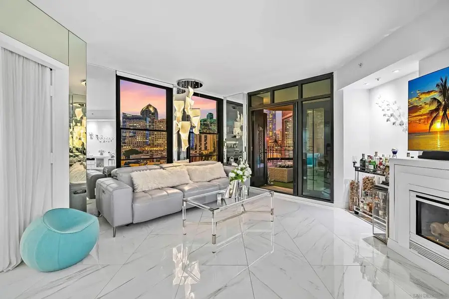 500 W Harbor Drive #1013, San Diego, CA 92101 - #2