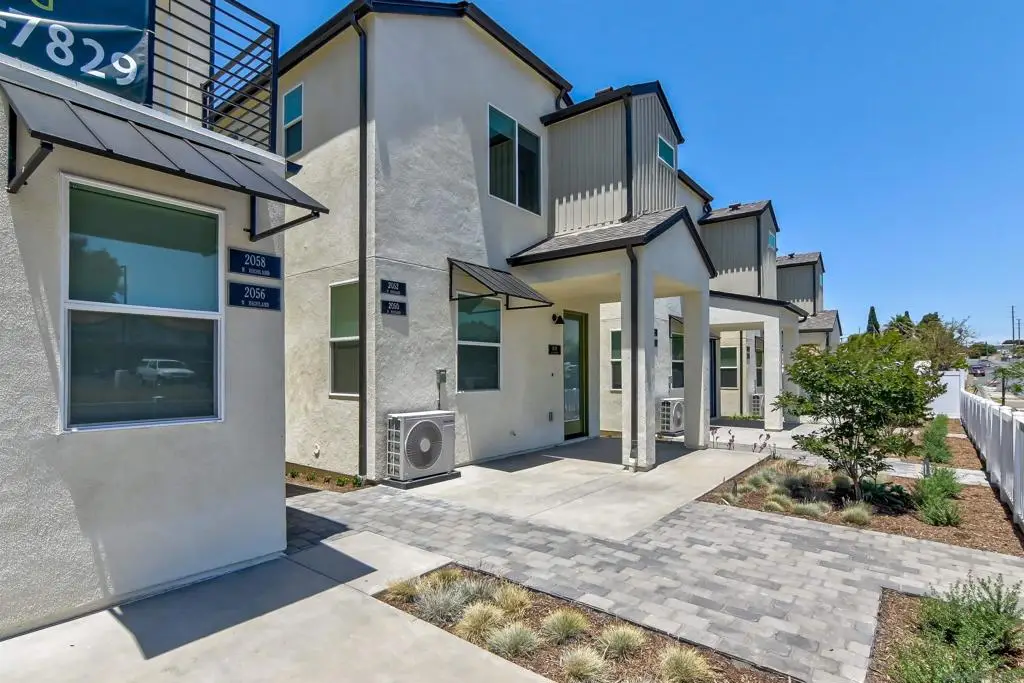 2048 52 N Highland Ave, San Diego, CA 92113 - #1