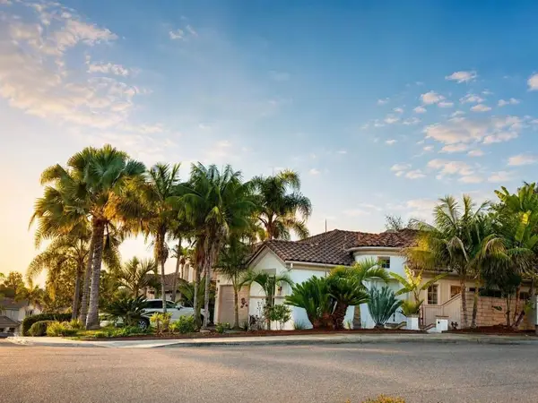 7933 Sitio Nispero, Carlsbad, CA 92009