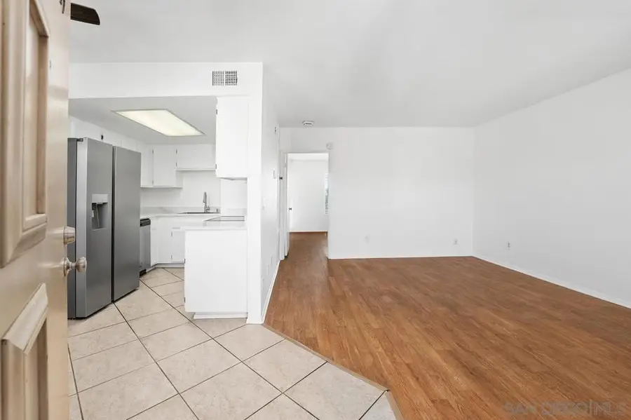 4240 Menlo Ave #19, San Diego, CA 92115 - #2