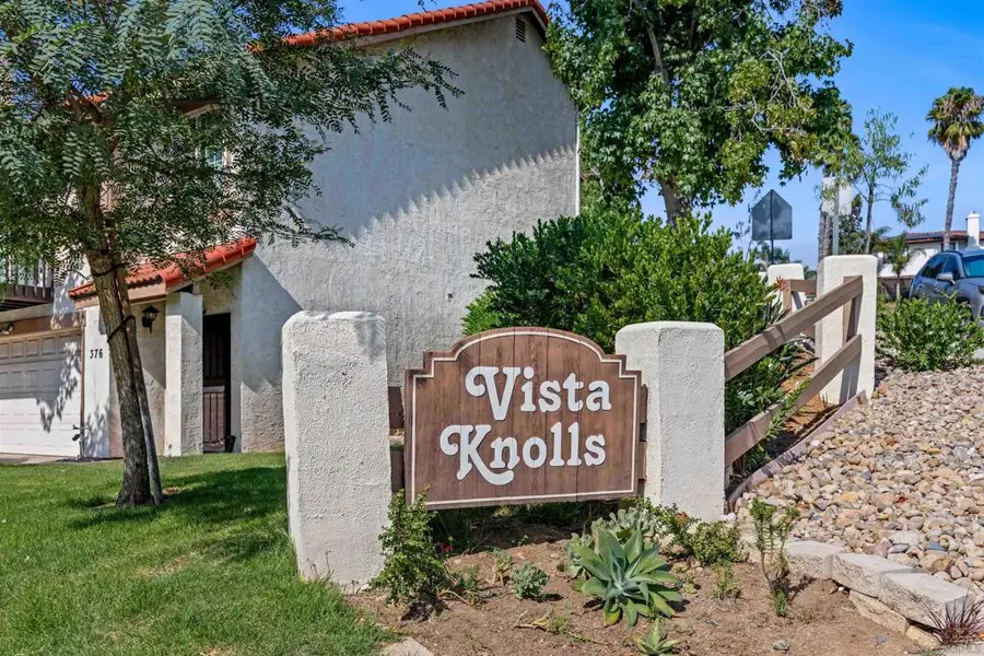 321 Windy Ln, Vista, CA 92083 - #2