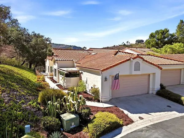 8981 Circle R View, Escondido, CA 92026