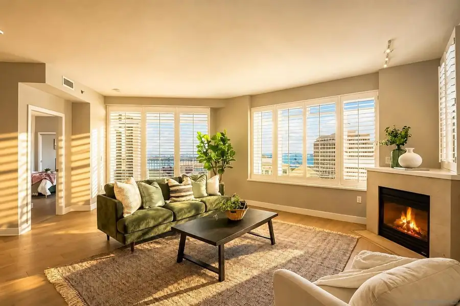 700 W Harbor Dr #1805, San Diego, CA 92101 - #3