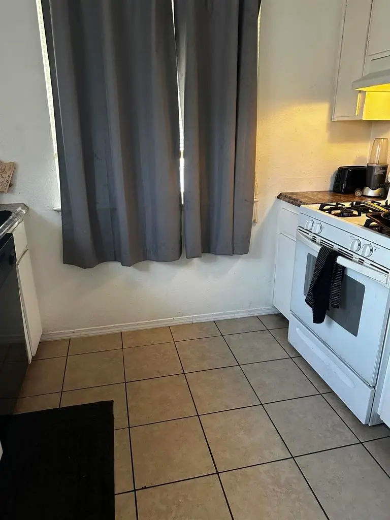 Address Withheld By Seller, Madera, CA 93638 - #2