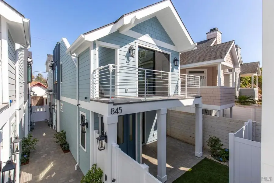 845 G Avenue, Coronado, CA 92118 - #2