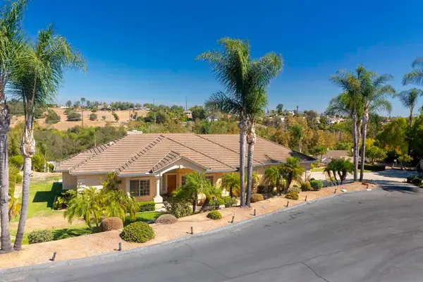 1221 Palomares Ct., Fallbrook, CA 92028