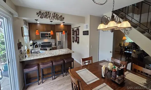 7839 Rancho Fanita Dr #E, Santee, CA 92071