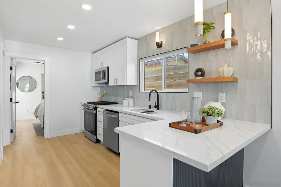 3621 Collier Ave., San Diego, CA 92116 - #3