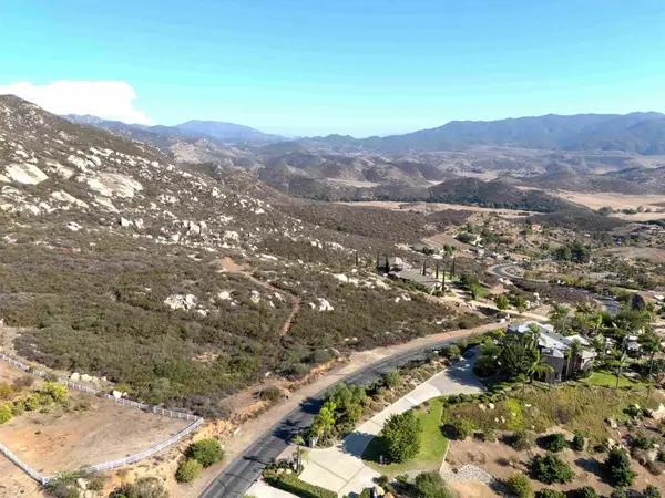 88 Presilla Dr 88, Jamul, CA 91935