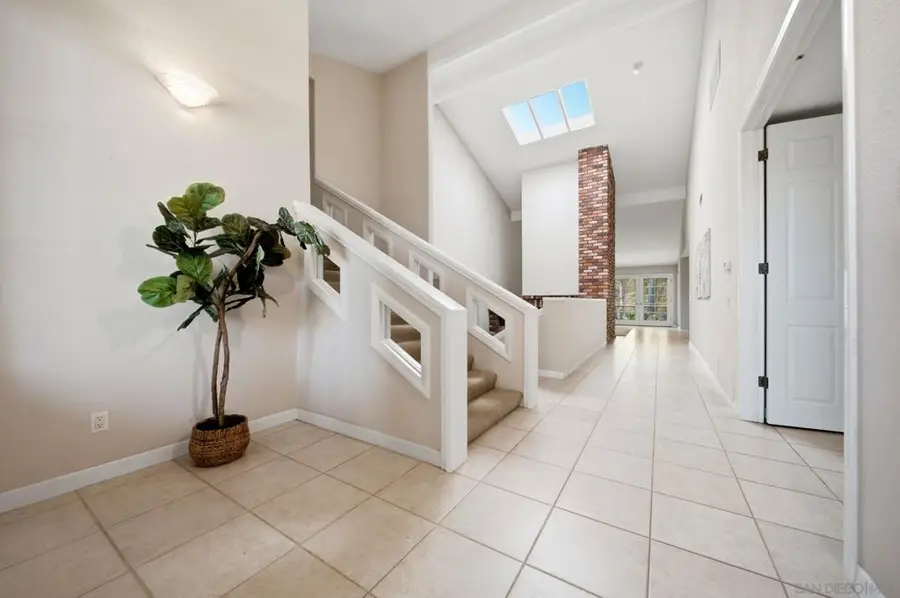 425 Loma Larga, Solana Beach, CA 92075 - #3