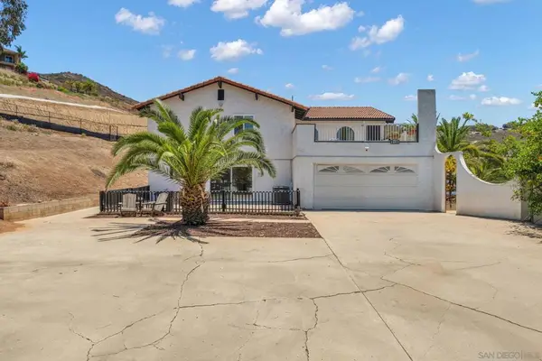 9130 Shadow Hill Road, Santee, CA 92071