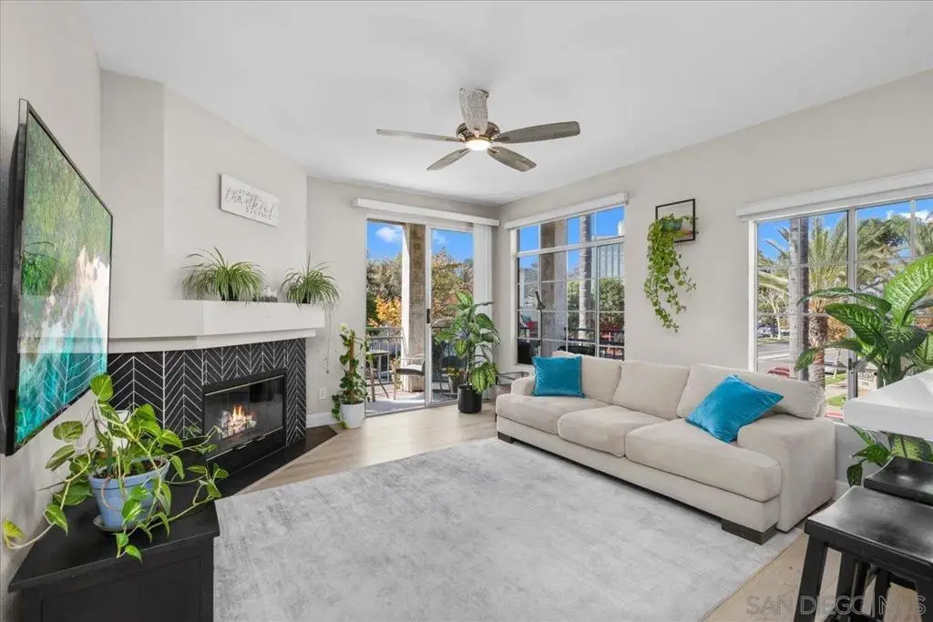2150 Camino De La Reina #4204, San Diego, CA 92108 - #1
