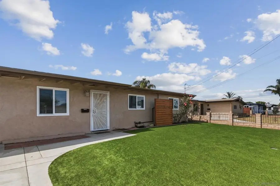 1127 Hemlock Ave, Imperial Beach, CA 91932 - #2