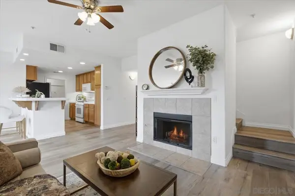 13051 Evening Creek Dr S #49, San Diego, CA 92128