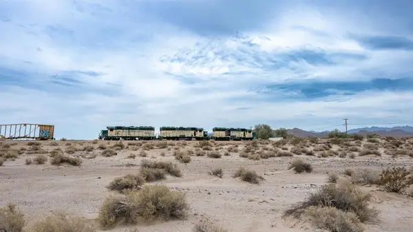 33 _, El Centro, CA 92243