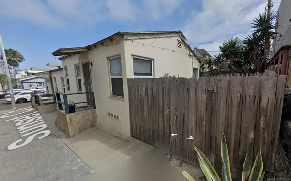 723 725 Sunset Ct, San Diego, CA 92109
