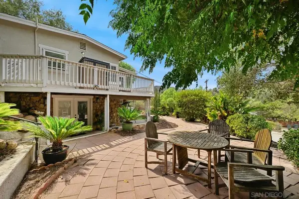 402 Silverbrook Dr., El Cajon, CA 92019
