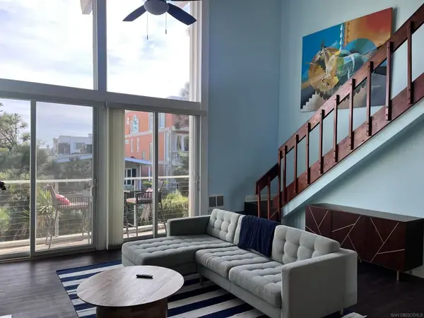 25 Spinnaker St #12, Marina Del Rey, CA 90292