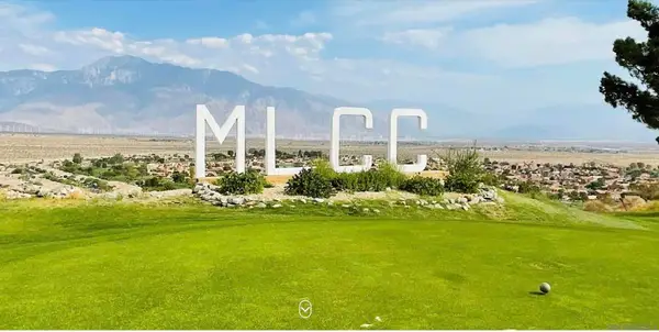 9770 Middlecoff Ct, Desert Hot Springs, CA 92240