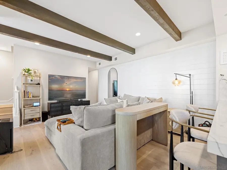 1402 Anacona Pl #105, Encinitas, CA 92024 - #3