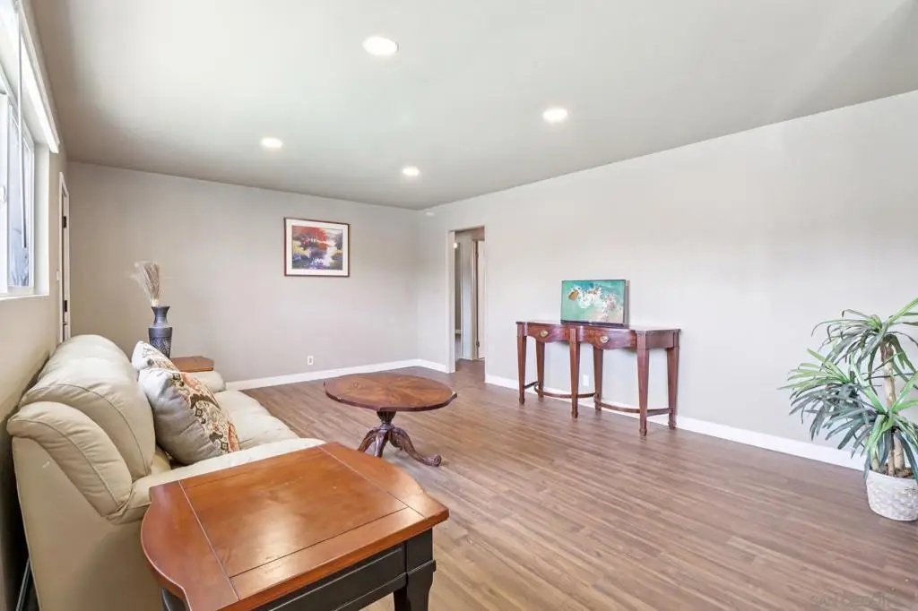 Address Withheld By Seller, San Diego, CA 92117 - #1