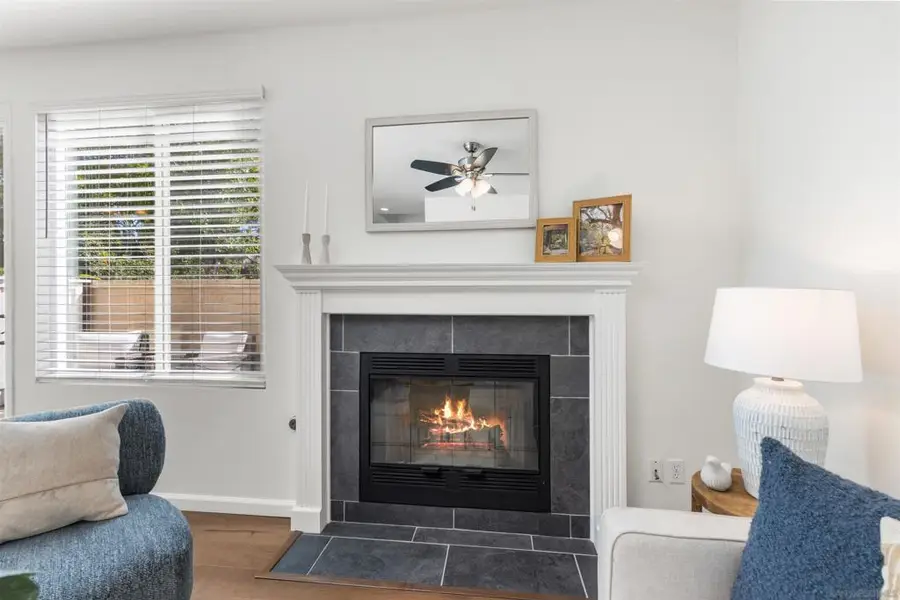 3811 Creststone, San Diego, CA 92130 - #3