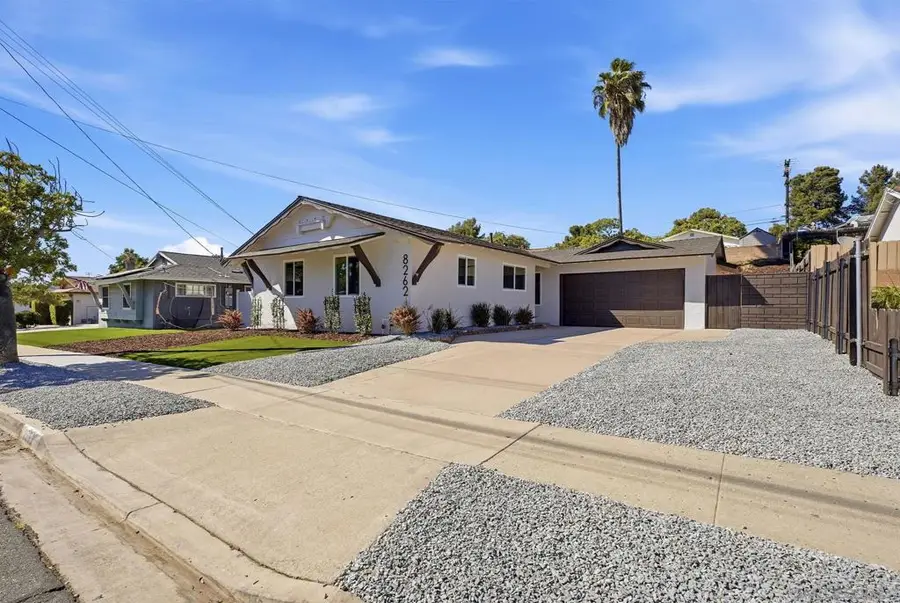 8262 Beaver Lake Drive, San Diego, CA 92119 - #2